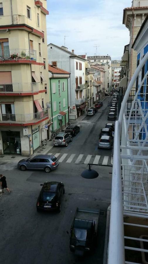 Ferienwohnung Casa Chiara San Benedetto del Tronto Exterior foto