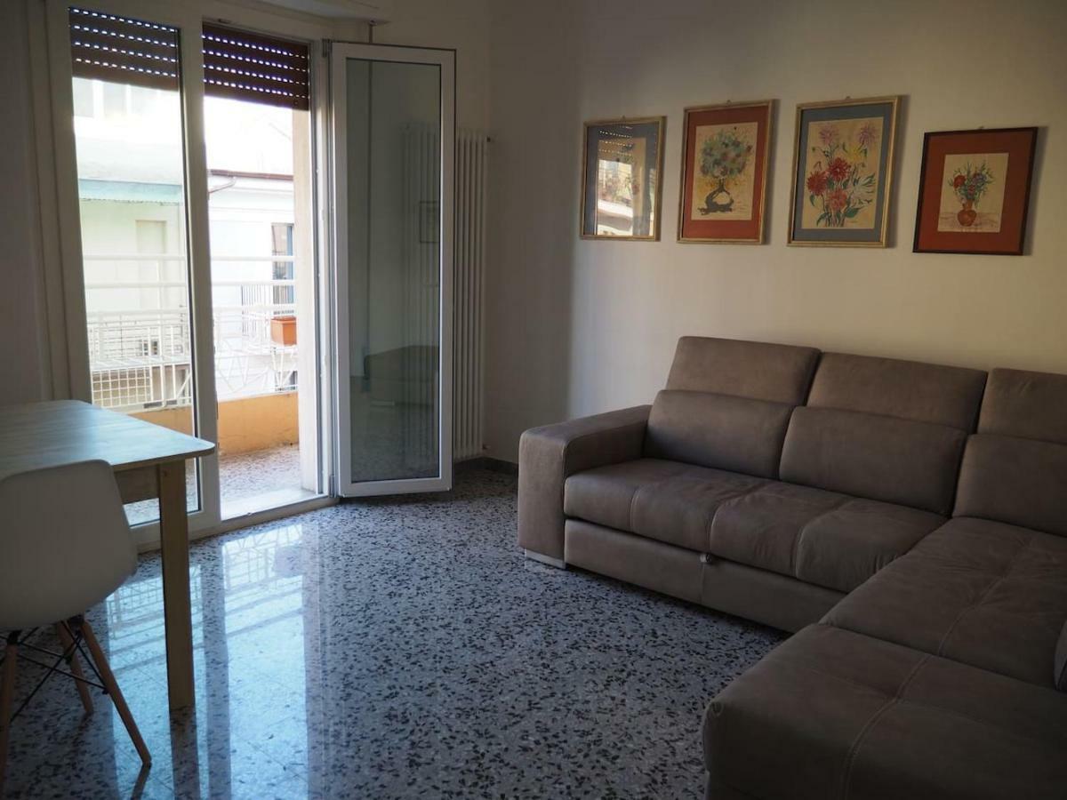 Ferienwohnung Casa Chiara San Benedetto del Tronto Exterior foto